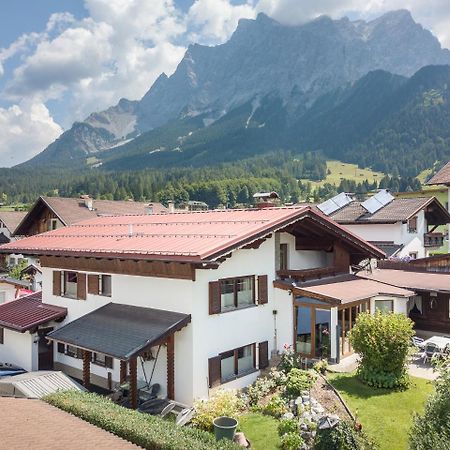 Chalet Holzerstubn Ehrwald Dış mekan fotoğraf