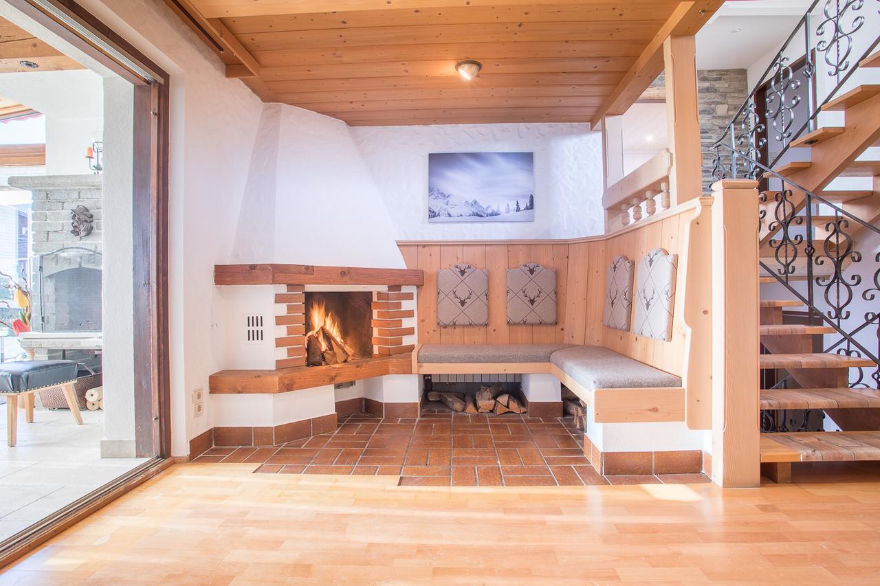 Chalet Holzerstubn Ehrwald Dış mekan fotoğraf