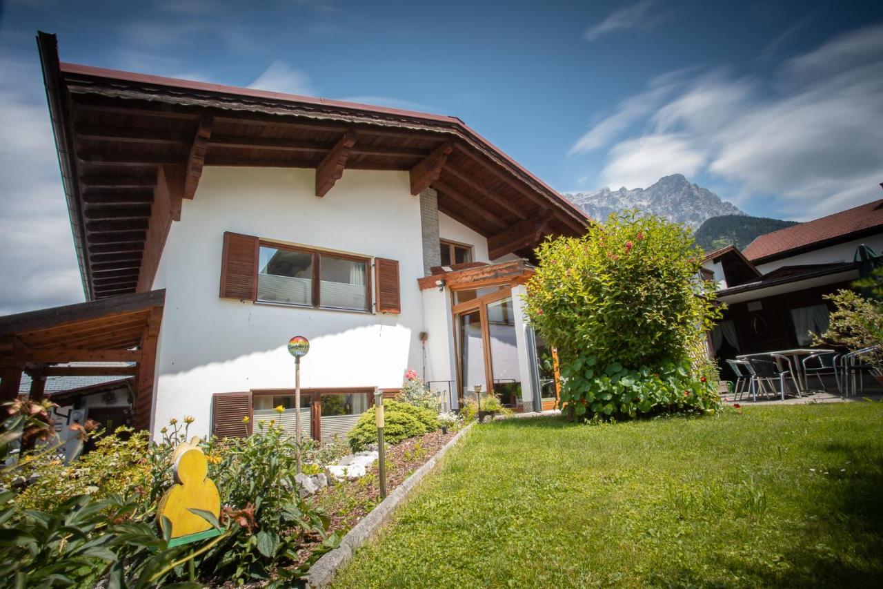 Chalet Holzerstubn Ehrwald Dış mekan fotoğraf